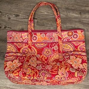 Large Vera Bradley tote bag w/ cosmetic bag